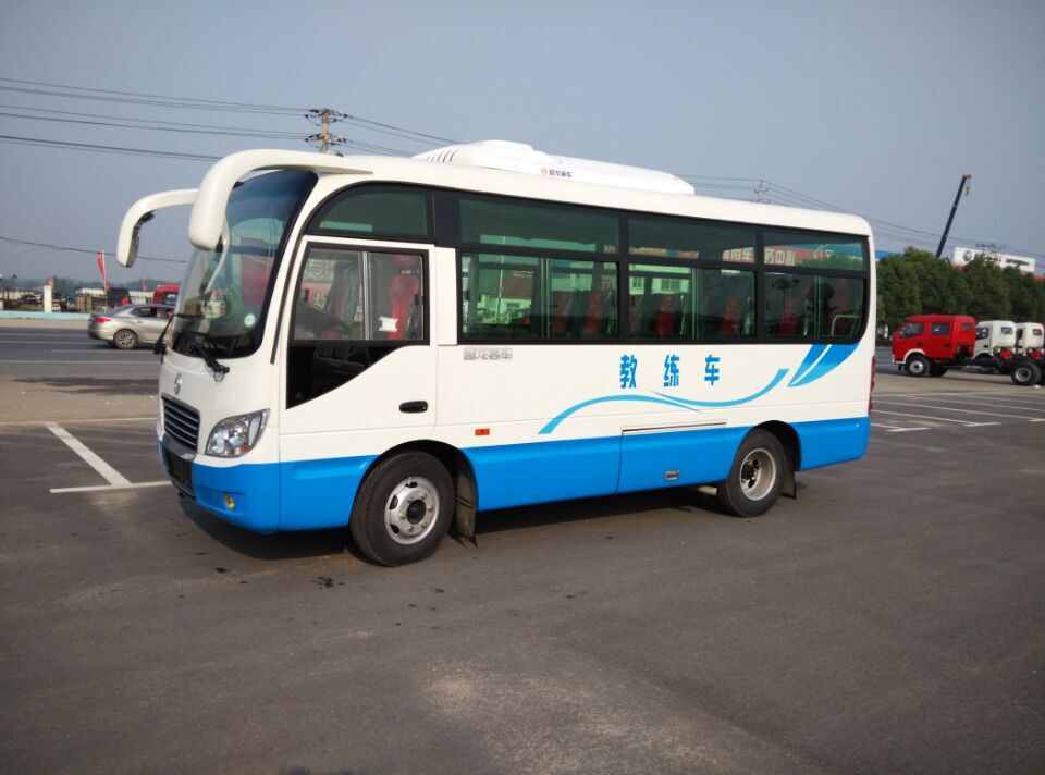 拉薩B1教練車EQ6606LT1東風(fēng)超龍6米中巴教練車價格解析與車型簡介